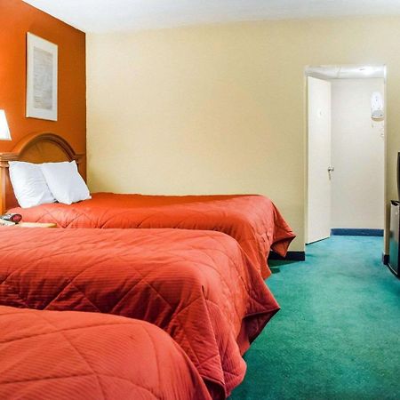 Rodeway Inn Harrisburg Exteriér fotografie