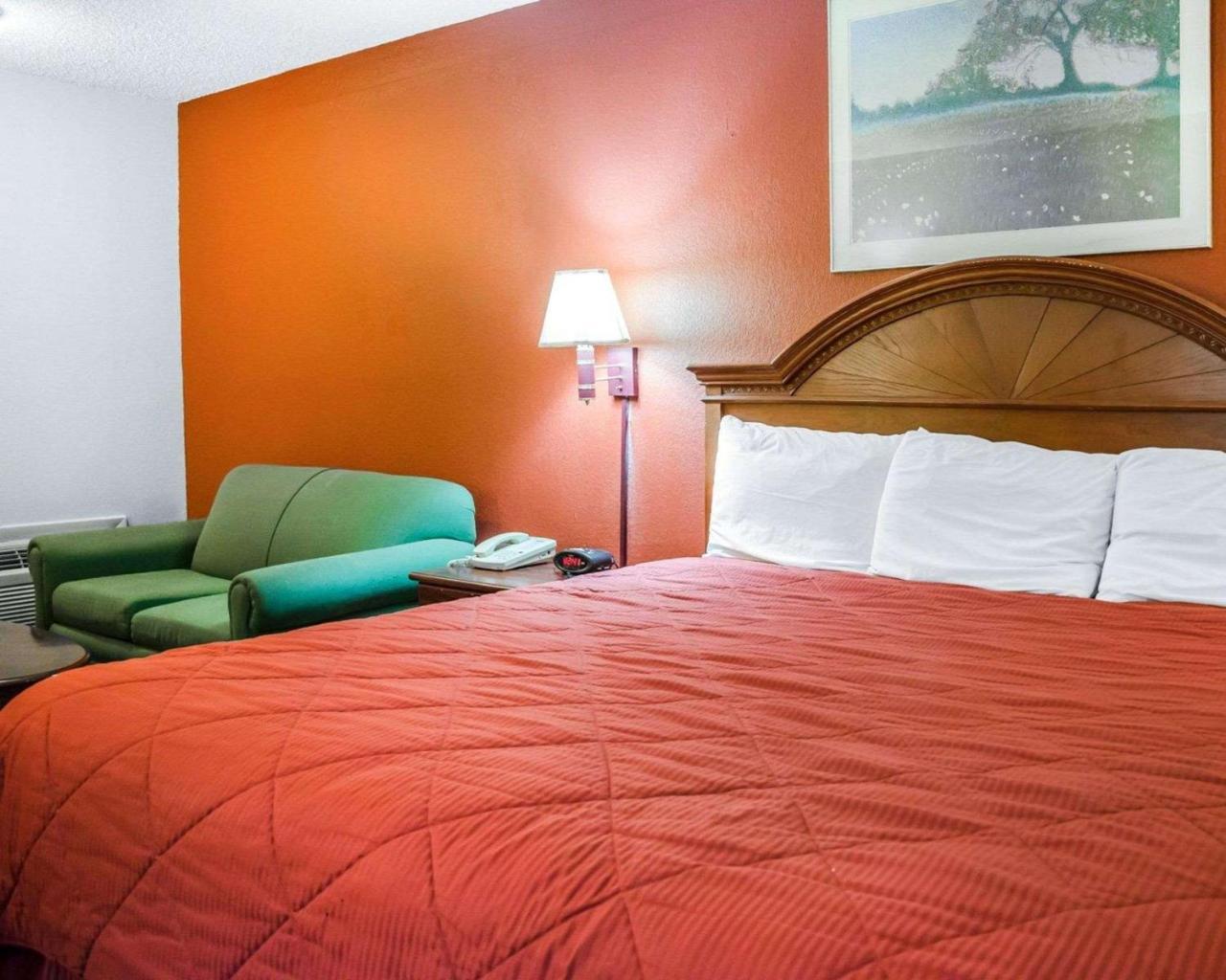Rodeway Inn Harrisburg Exteriér fotografie