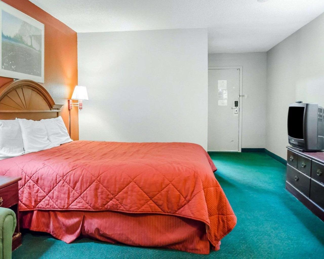 Rodeway Inn Harrisburg Exteriér fotografie